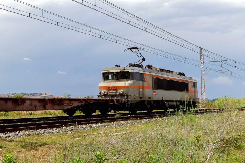 INSOLITE. Un train de marchandises attaqué en circulation en Ardèche, sa cargaison dérobée