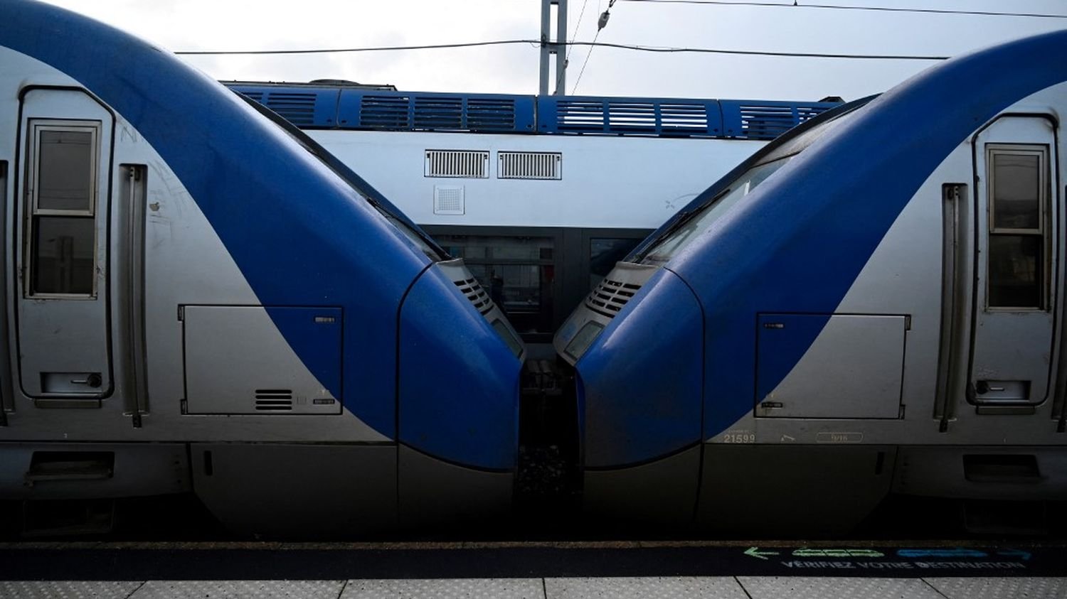 Grève à la SNCF : "On s'achemine vers une semaine noire sur le pont du 8 mai", selon SUD Rail