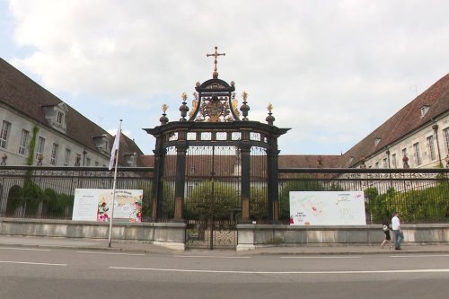 Imaginer le Saint-Jacques de demain : les habitants de Besançon réfléchissent à l'avenir de l'ancien hôpital
