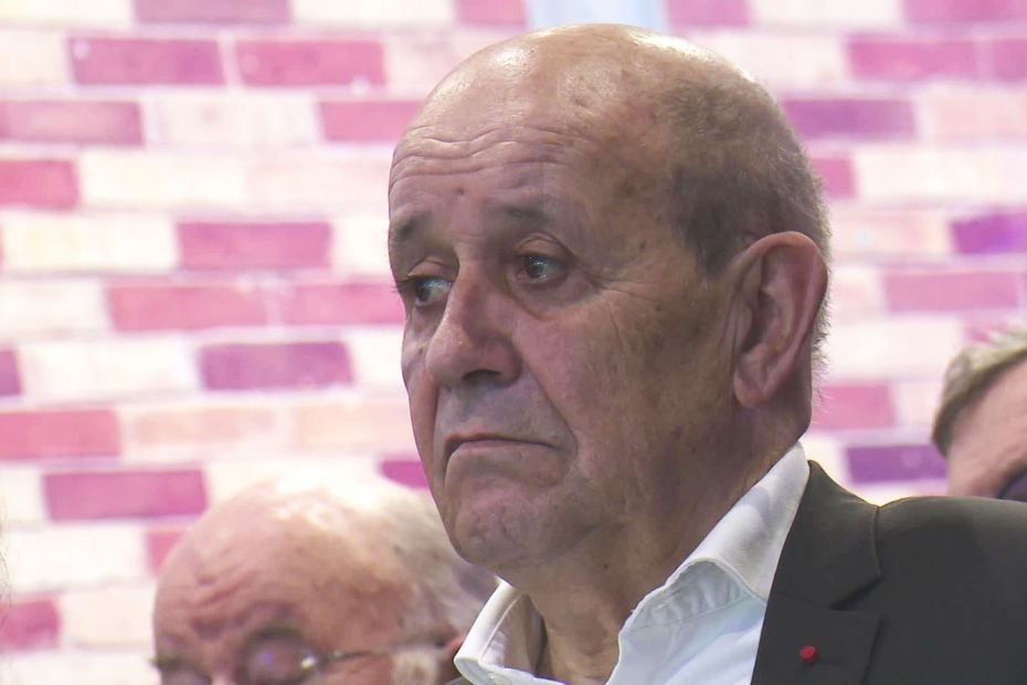 ENTRETIEN. "L'Europe, une puissance qui ignore sa force". L'analyse de l'ancien ministre Jean-Yves Le Drian sur la hausse des droits de douane américains
