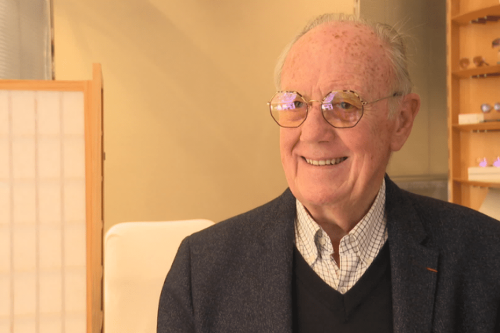 "Il a été mis en cause pour des propos antivax, anti-science" : polémique autour d'une conférence du professeur Henri Joyeux