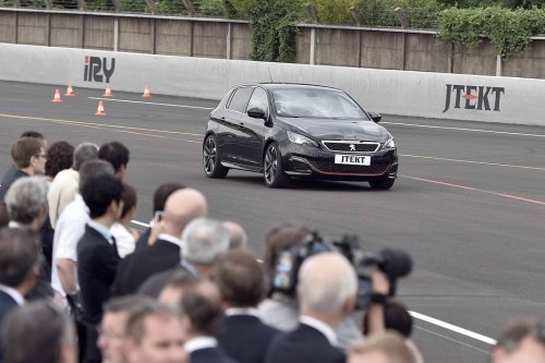"On a l'impression qu'on se débarrasse de nous" L'équipementier automobile JTEKT prévoit 112 suppressions d'emplois à Irigny dans le Rhône