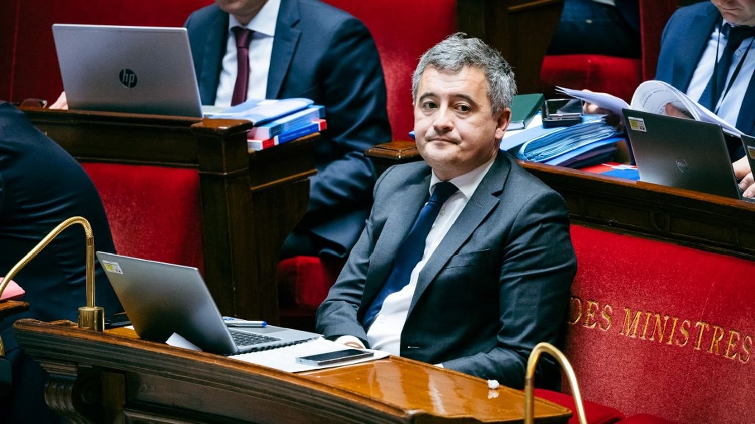 Dans une circulaire, le ministre de la Justice Gérald Darmanin demande aux directeurs de prison de "repérer" les détenus étrangers expulsables
