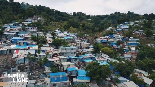 Vidéo "Sur la ligne". Des centaines de familles entassées sans eau ni électricité au cœur du plus grand bidonville de France, à Mayotte