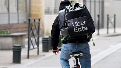 Uber Eats : une cliente jugée pour avoir traité un livreur "d'esclave" a été condamnée à 1 000 euros d'amende