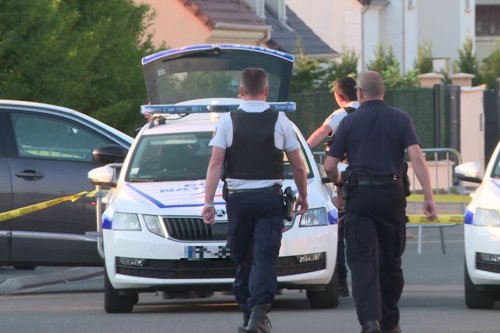 Triple homicide à Dreux : la femme a été tuée de 72 coups de couteau, le bébé de 20 coups