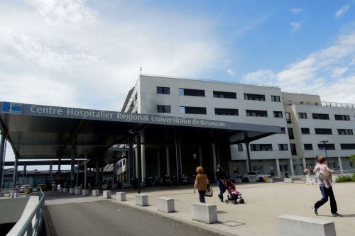 "Accès au soin ralenti", une centaine de lits fermés... le CHU de Besançon lance une grande campagne de recrutement pour pallier le manque de soignants