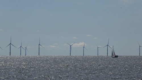Energie : le gouvernement lancera un énorme appel d'offres en 2025 pour l'installation de parcs éoliens en mer