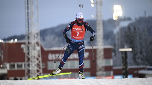 Coupe du monde de biathlon : la Française Lou Jeanmonnot signe une seconde victoire consécutive en remportant la poursuite d'Östersund