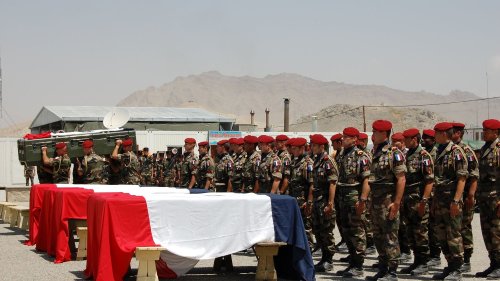 Enquête Afghanistan : 15 ans après l’embuscade d’Uzbin, le dossier judiciaire dévoile les erreurs de la hiérarchie militaire