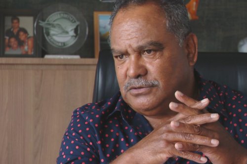 Au gouvernement, Samuel Hnepeune demande à être déchargé du transport aérien domestique