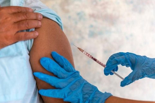 Vers la fin de l'obligation vaccinale pour les soignants ? La Haute Autorité de Santé donne son feu vert, le Gouvernement suivra cet avis