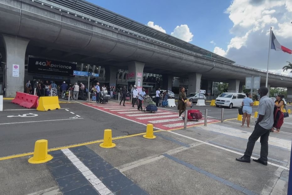 Le trafic passager en hausse de 5,5% à l'aéroport Guadeloupe - Maryse Condé en février
