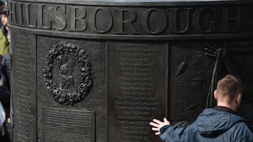 Football : trente-quatre ans après le drame d'Hillsborough, la police britannique s'excuse et promet des réformes