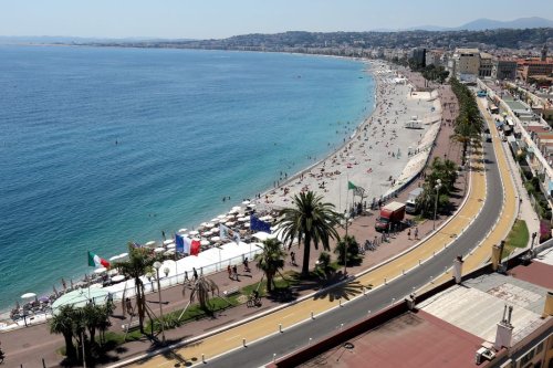 "Un retour en arrière"... Imbroglio autour du sens de circulation entre la Promenade des Anglais et le port de Nice