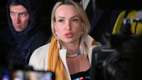Témoignage Contre la guerre en Ukraine, "chaque voix qui s'élève depuis la Russie est très importante", persiste la journaliste Marina Ovsiannikova