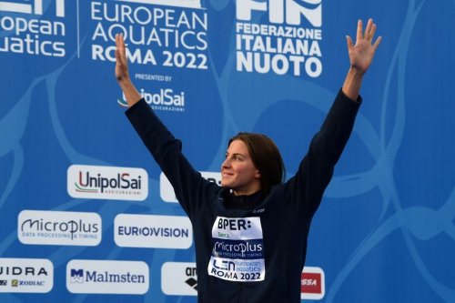 VIDEOS. Quatre médailles au championnat d'Europe de natation pour Charlotte Bonnet qui s'est entrainée pendant 10 ans à Nice