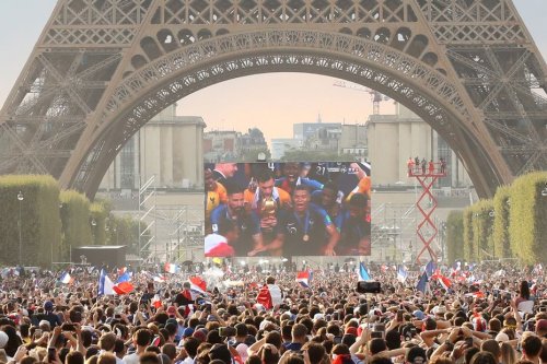 Coupe du monde au Qatar : pas de fan zones ni d’écrans géants à Paris