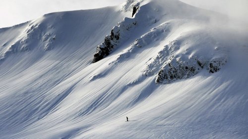 Puy-de-Dôme : une avalanche à la station du Mont-Dore fait quatre morts