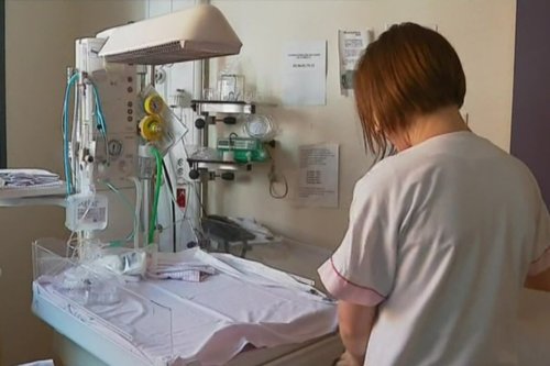VIDEO. La maternité de Guingamp pourrait fermer fin janvier 2023