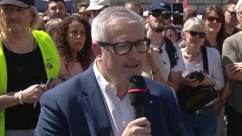Redynamiser les centres-villes : il faut "donne[r] aux commerçants l'envie de rester", estime David Bourgeois, adjoint au commerce de la ville d'Arras