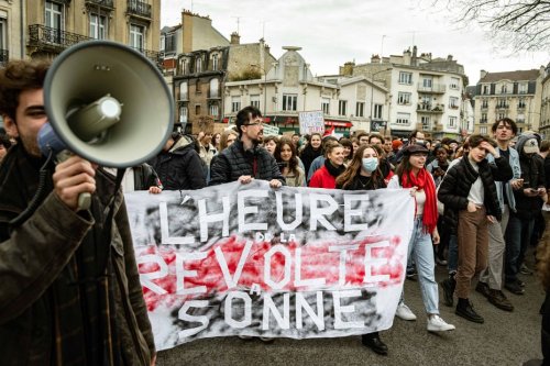 EN IMAGES. Manifestation pour les retraites à Reims : entre 4200 et 10000 personnes, des tensions dans le cortège