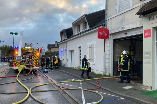 "Il y a beaucoup de dégâts" : près d'Orléans, une boulangerie fermée jusqu'à nouvel ordre après un incendie