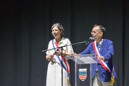 ANALYSE. Comment expliquer le silence de Robert Ménard à la télévision et sur les réseaux sociaux