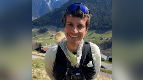                    "Les réseaux sociaux nous font croire que c’est mieux à l’autre bout de la planète" : Simon Gosselin, le traileur qui privilégie le train à l'avion