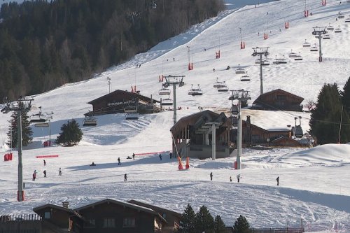 Haute-Savoie : La Clusaz reporte l’ouverture de son domaine skiable, faute d'enneigement