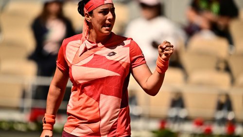 Direct Roland-Garros 2023 : expéditive, Ons Jabeur file en quarts de finale, Sara Sorribes Tormo prend le premier set... Suivez la journée de lundi