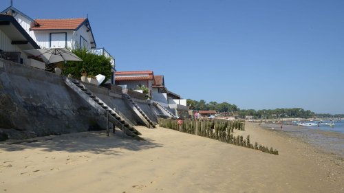                    "C'est un peu les vacances !" : cinq ans après le premier confinement, les adeptes de la littoralisation ne regrettent pas leur choix