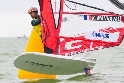 IQfoil : le Martiniquais Kylian Manhaval remporte l'International Games à Cadix