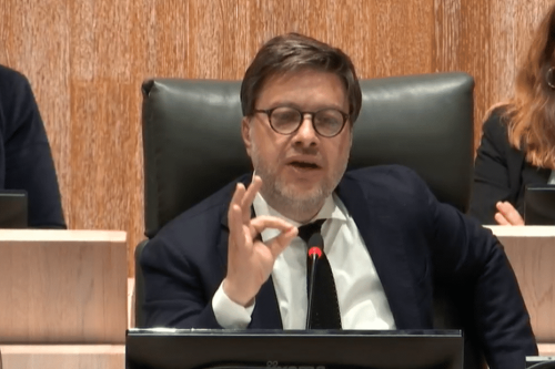 "Je vous ferai condamner" : Benoit Payan prévient qu'il poursuivra en justice les élus qui tiennent des propos "anti-musulmans" en conseil municipal