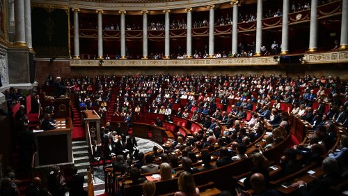 Assemblée nationale : les députés PS déposent une proposition de résolution pour réaffirmer le "soutien indéfectible" de la France à l’Ukraine