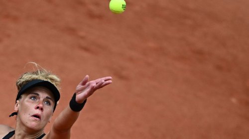 Roland-Garros 2022 : “Je n’aurais jamais pu imaginer tout ça quand j’ai arrêté de jouer”, confie Léolia Jeanjean, qualifiée surprise pour le 3e tour