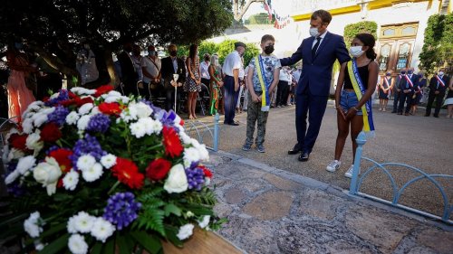 Après un été discret, Emmanuel Macron de retour à Bormes-les-Mimosas