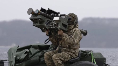Guerre en Ukraine : comment les soldats luttent-ils contre les menaces venues du ciel ?