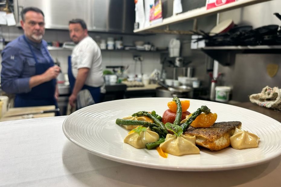 "C’est insupportable de se faire juger par des personnes qui ne sont pas du métier" : les avis Google plus consultés que le guide Michelin pour choisir un restaurant
