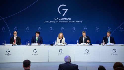 Climat : "La question de la décarbonation va se jouer largement en dehors du G7", craint l'auteur principal au Giec