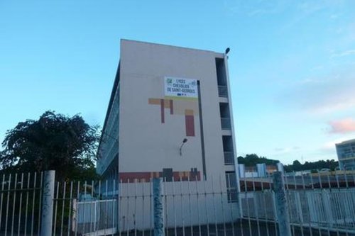 Une élève du Lycée Chevalier Saint Georges s'effondre mortellement pendant un cours d'EPS