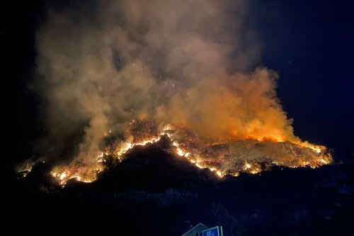 Incendie de Voreppe : 80 hectares ravagés par les flammes, 270 pompiers toujours sur place