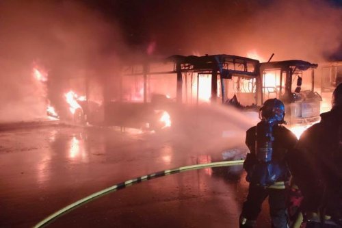 Incendie dans l'Hérault : plusieurs bus en feu dans un dépôt de Frontignan, "des actes de vandalisme inacceptables" pour la préfecture