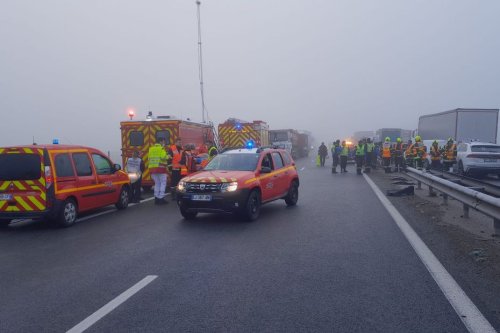 Vidéo : Gros carambolage sur l’A72 dans la Loire, une personne décédée, la circulation fermée dans les deux sens