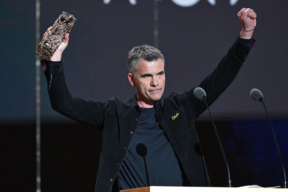 « La ferme des Bertrand » de Gilles Perret remporte le César du meilleur documentaire : « En filmant ses voisins, on est capable de raconter l’histoire du monde »