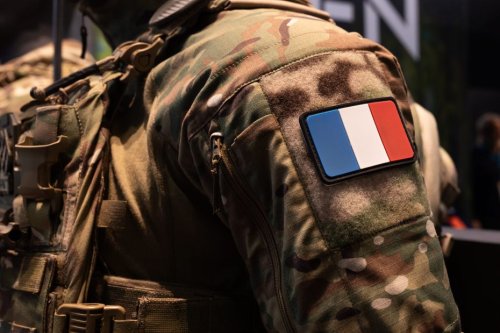Le gouvernement prépare un manuel de survie pour la population face aux crises majeures