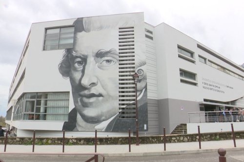 "Il avait un esprit visionnaire" l’université de Corse inaugure une immense fresque pour célébrer les 300 ans de la naissance de Pascal Paoli