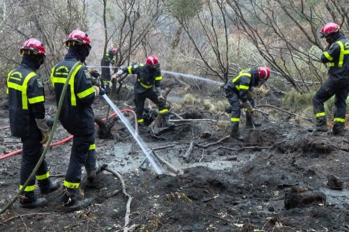 Incendie en Sud-Gironde : les militaires mobilisés en renfort pour éteindre les tourbières en sous-sol
