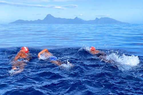Tahiti Swimming Dream : 22 kilomètres de traversée entre Tahiti et Moorea, challenge et dépassement de soi