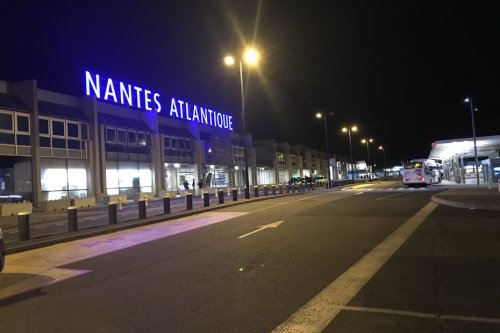 Aéroport de Nantes : un vol détourné sur Nantes à cause de cinq passagers anglais ivres
